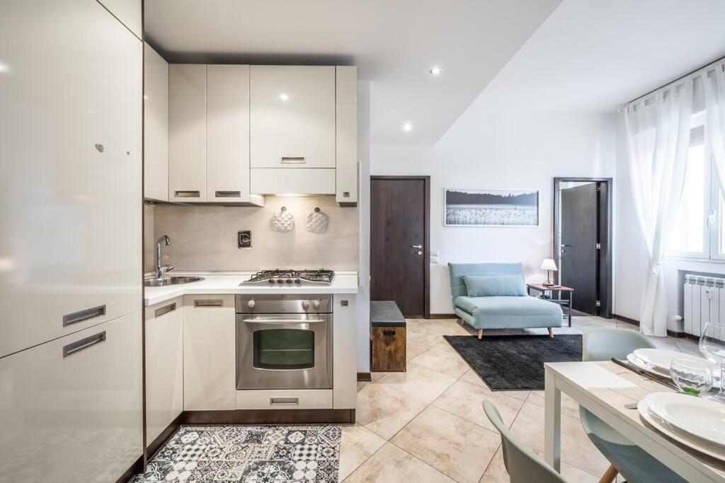 Sotto Le Due Torri 5* Apartment โบโลญญา ภายนอก รูปภาพ