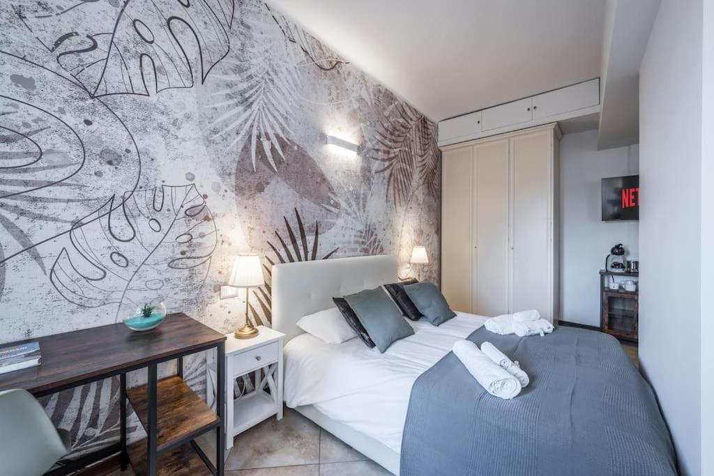 Sotto Le Due Torri 5* Apartment โบโลญญา ภายนอก รูปภาพ