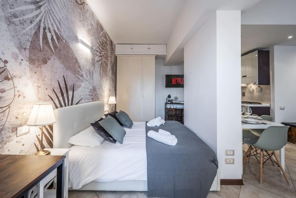 Sotto Le Due Torri 5* Apartment โบโลญญา ภายนอก รูปภาพ